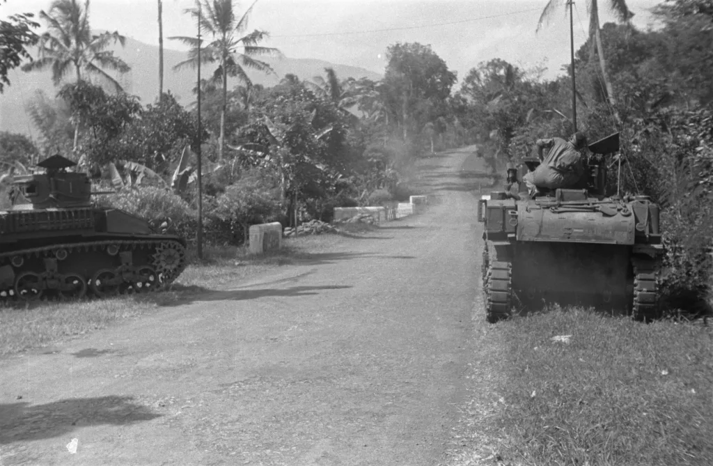 Ambarawa waar de Republiek opnieuw probeert de bevolking van Indonesie te veron Bestanddeelnr 3920