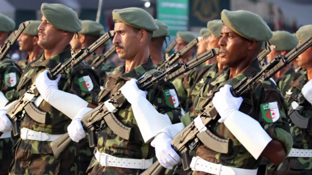 Militer Aljazair