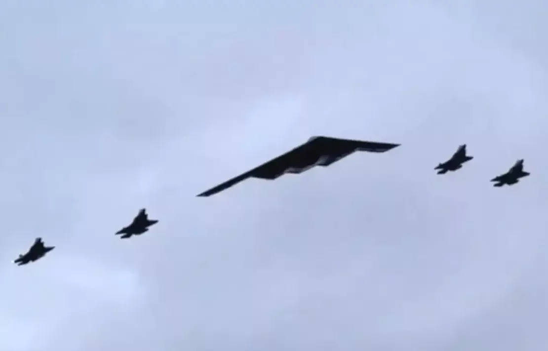 B2 Bomber