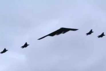 B2 Bomber
